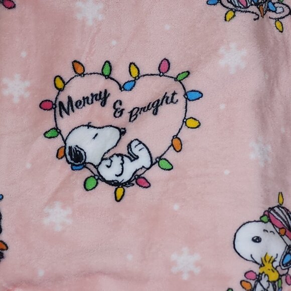 Peanuts Snoopy Extra Long Pet Throw Blanket By Berkshire 60"X70" Merry & Bright - Picture 5 of 10